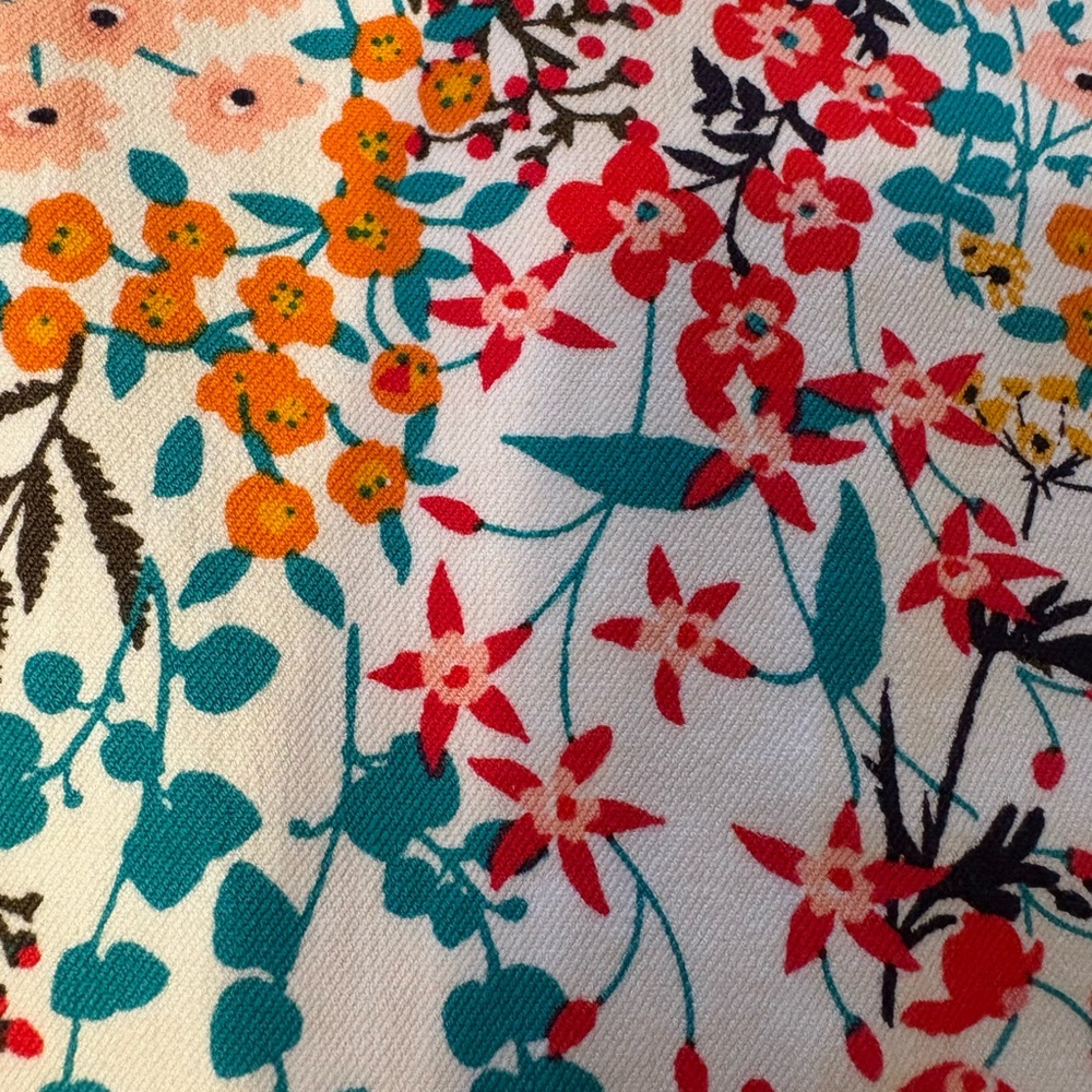New York & Company Multicolor Floral Pants - Picture 4 of 4